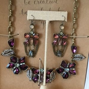 C&I Papillon Necklace and Earrings Set